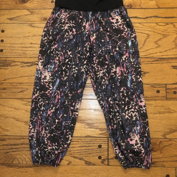 Lululemon Workout Pants - Picture 3 of 4